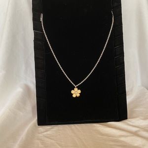 Yellow flower pendant necklace